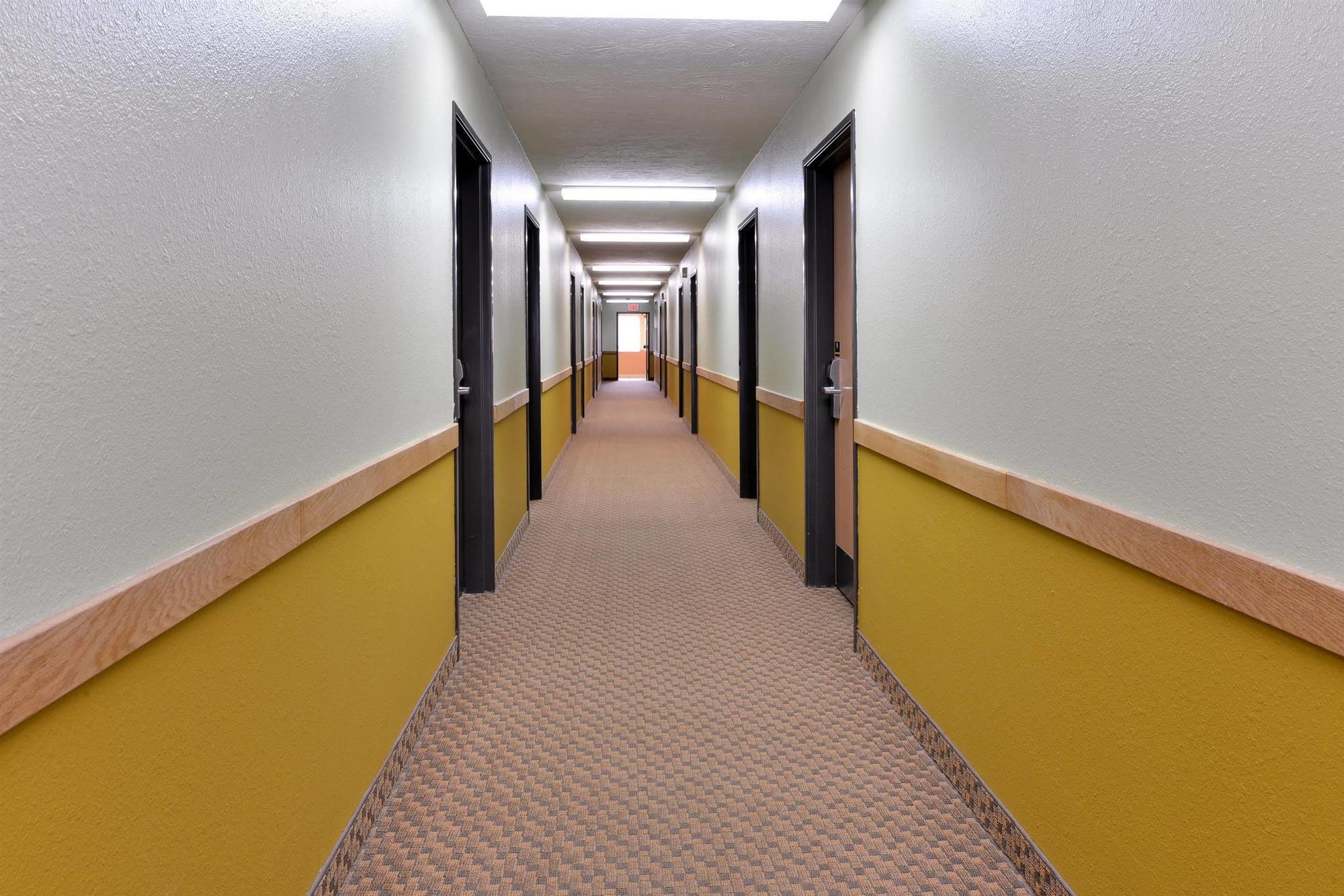 Americas Best Value Inn - Seymour Экстерьер фото