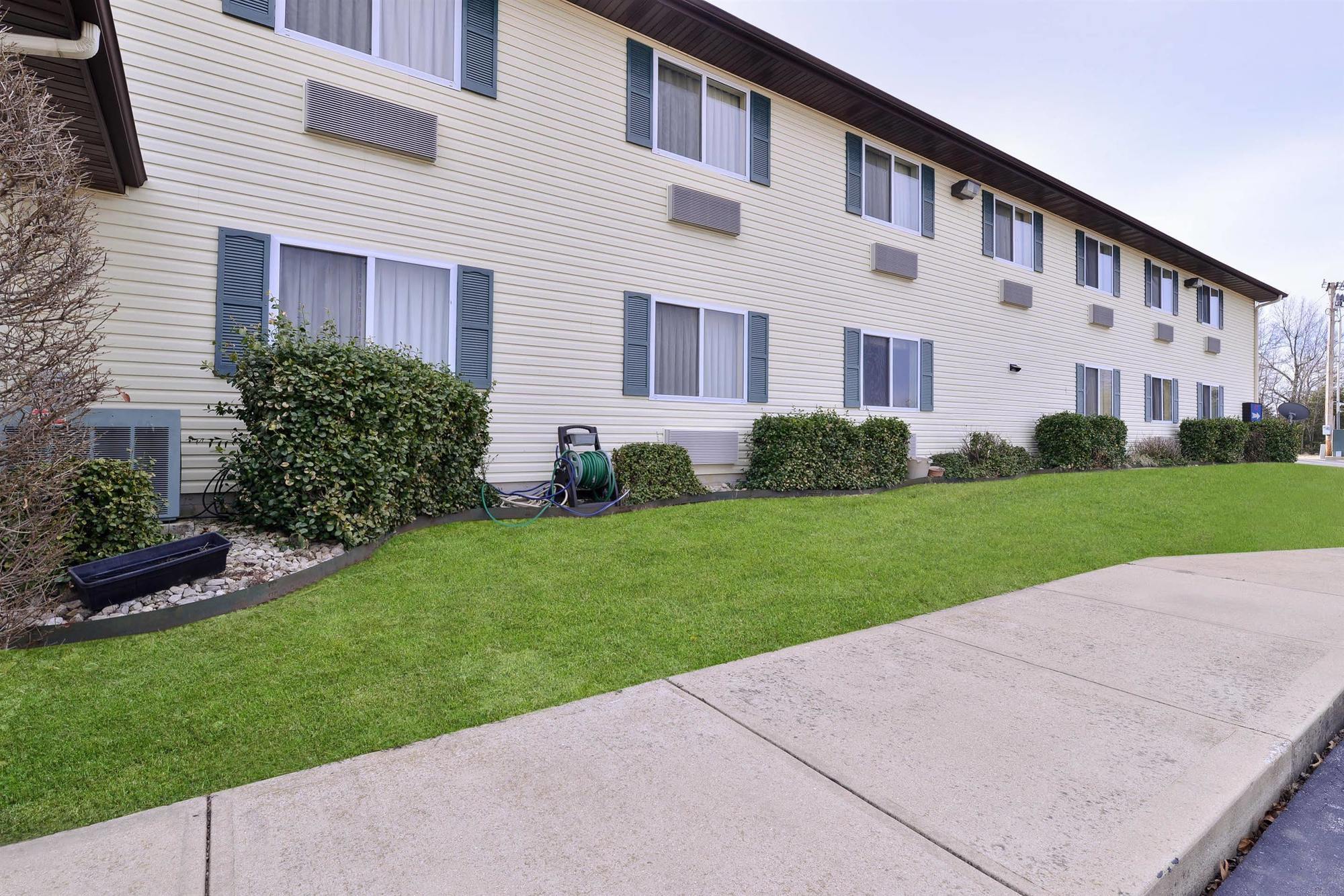 Americas Best Value Inn - Seymour Экстерьер фото