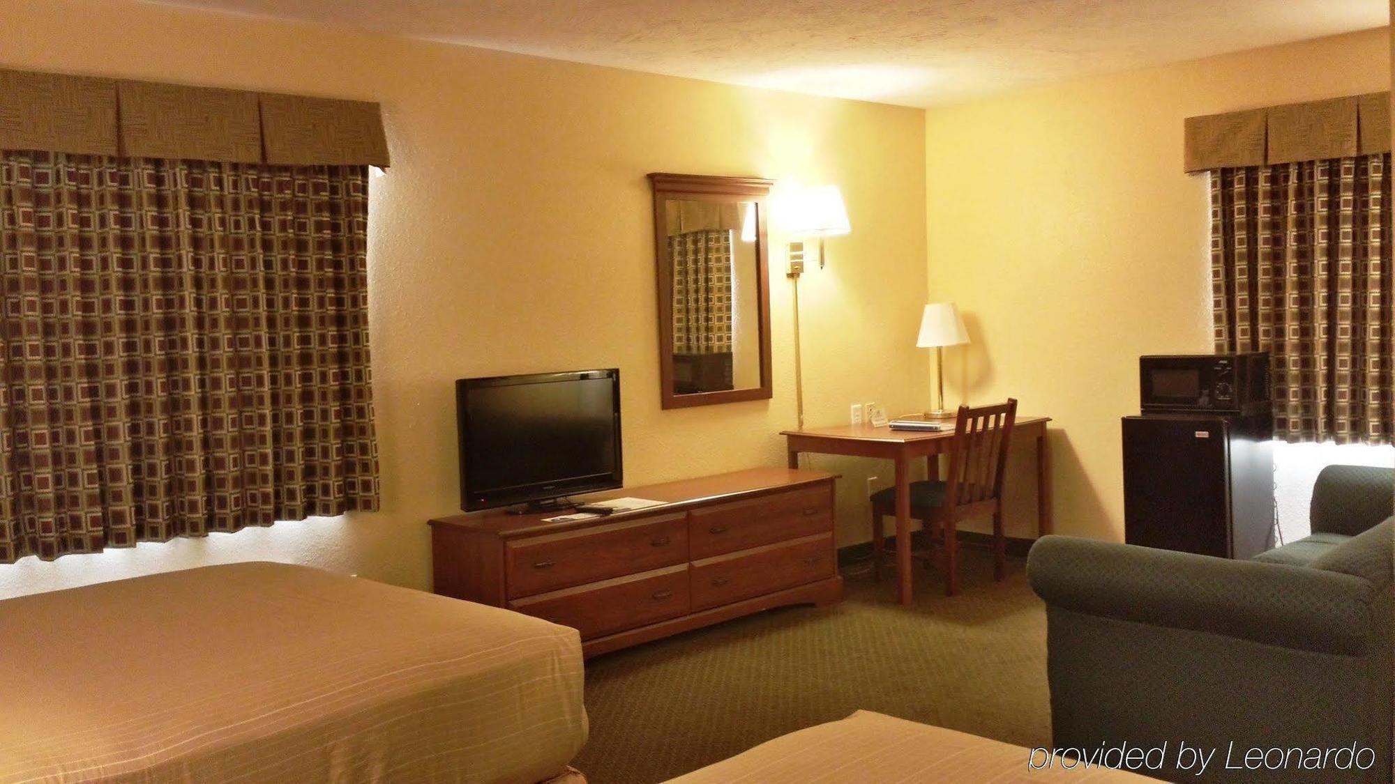 Americas Best Value Inn - Seymour Экстерьер фото